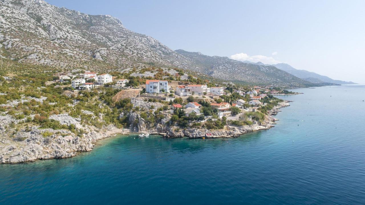 Apartmani Marijana Cesarica Exterior foto
