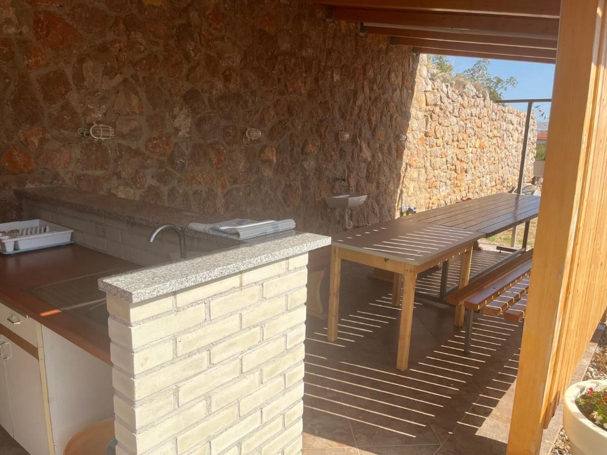 Apartmani Marijana Cesarica Exterior foto