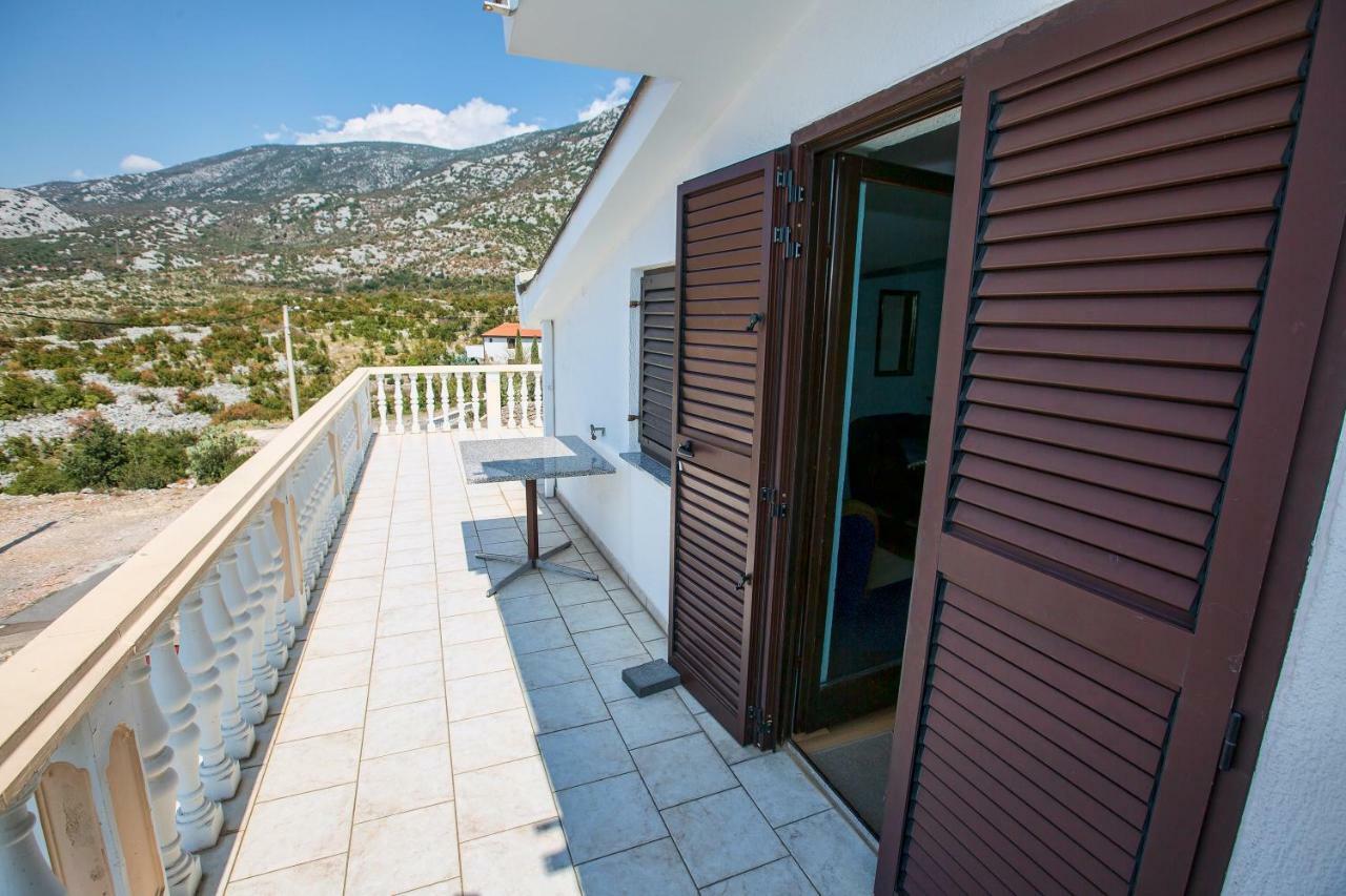 Apartmani Marijana Cesarica Exterior foto